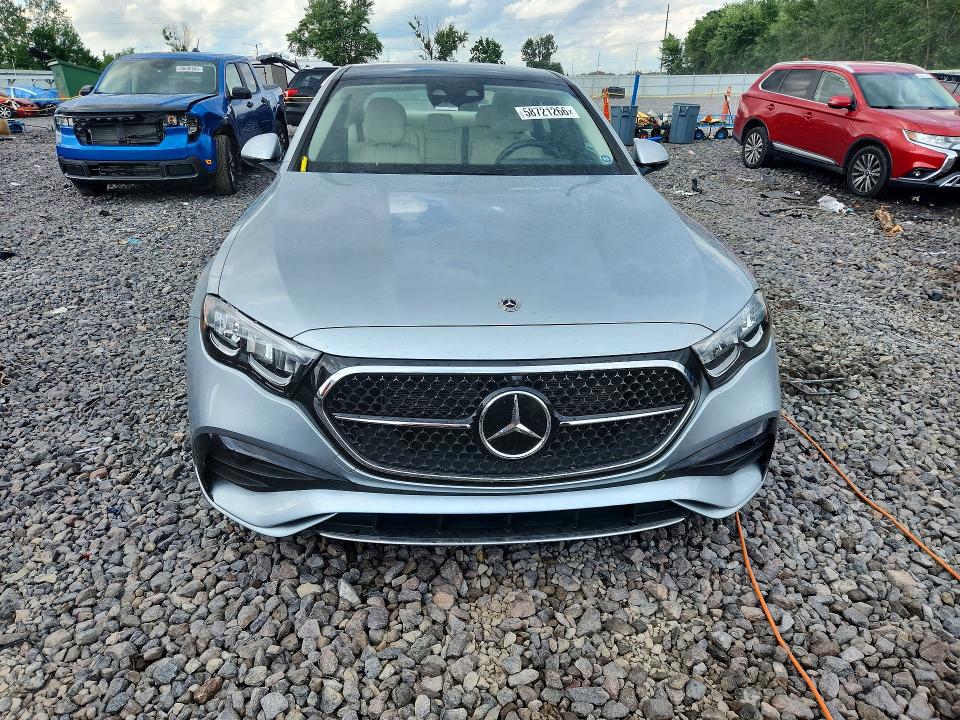 2025 Mercedes-benz VIN W1KLF6BB4SA102398 COPART salvage auction — WATER/FLOOD, Il - Salvage Cert-Flood, sold $33,750 on 2026-07-27 (photo 5)