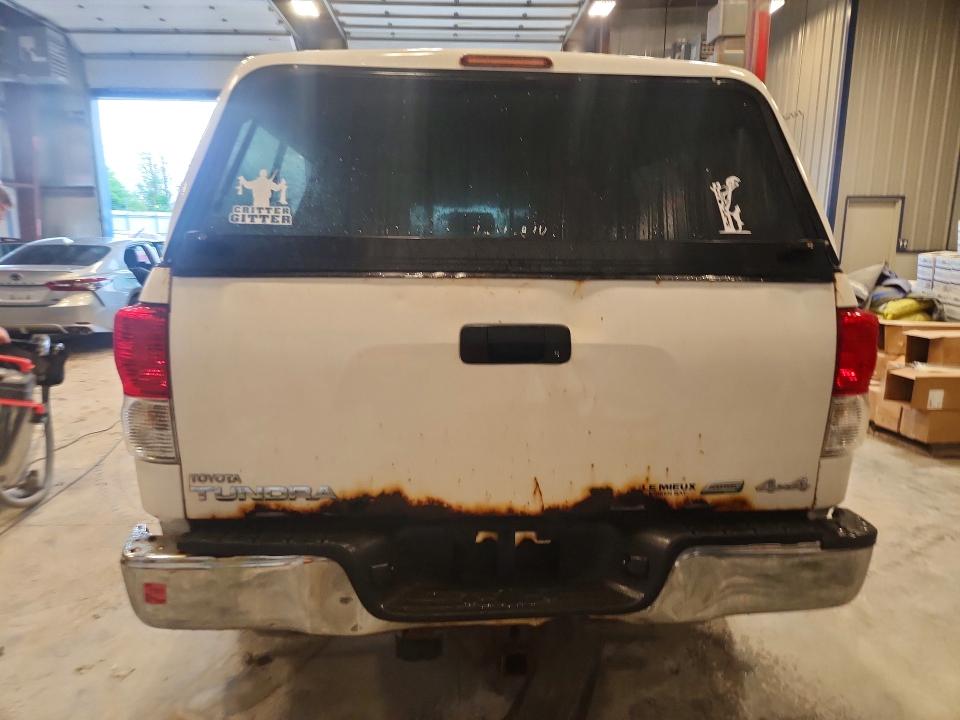 2010 Toyota Tundra VIN 5TFDW5F19AX151943 COPART salvage auction — MINOR DENT/SCRATCHES, Wi - Certificate Of Title (P), sold $3,900 on 2026-07-13 (photo 6)