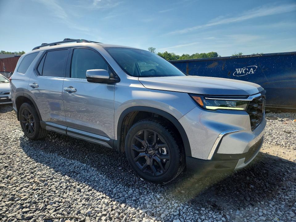 2025 Honda Pilot VIN 5FNYG2H79SB044434 COPART salvage auction — SIDE, Al - Cert Of Title-Salvage Title, sold $22,200 on 2026-09-01 (photo 4)