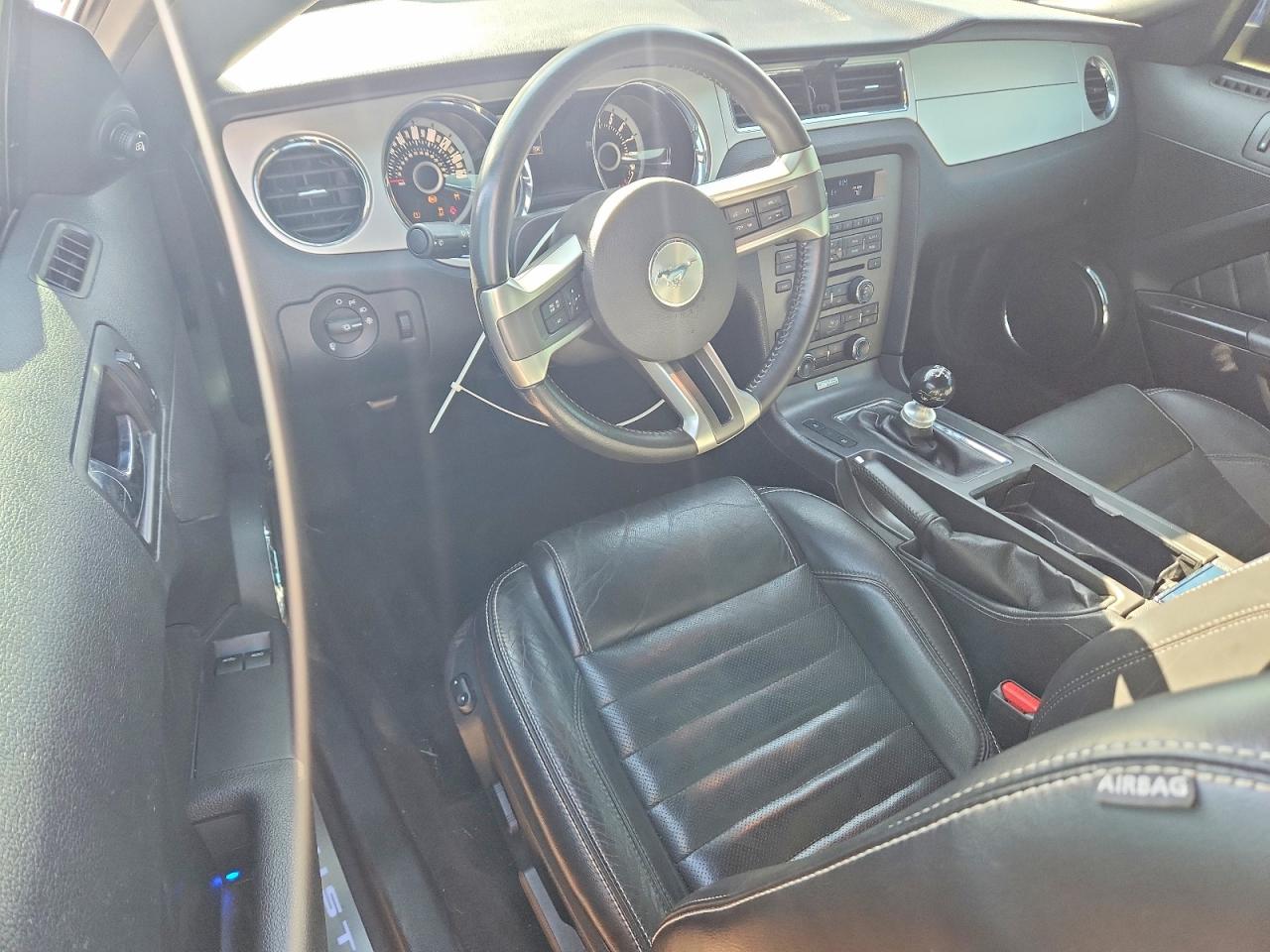 2013 Ford Mustang VIN 1ZVBP8CF4D5264735 COPART salvage auction — Rear End, IL - SALVAGE CERTIFICATE, sold $6,300 on 2026-07-09 (photo 8)