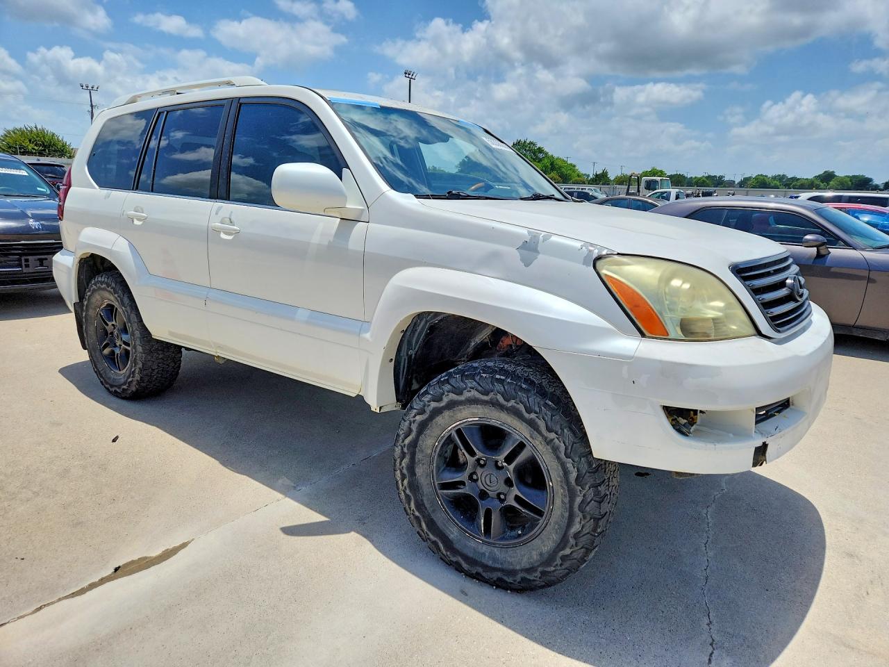 2004 Lexus GX 470 VIN JTJBT20X140057982 COPART salvage auction — Front End, TX - BONDED TITLE - CLEAN, sold $1,950 on 2026-07-09 (photo 4)