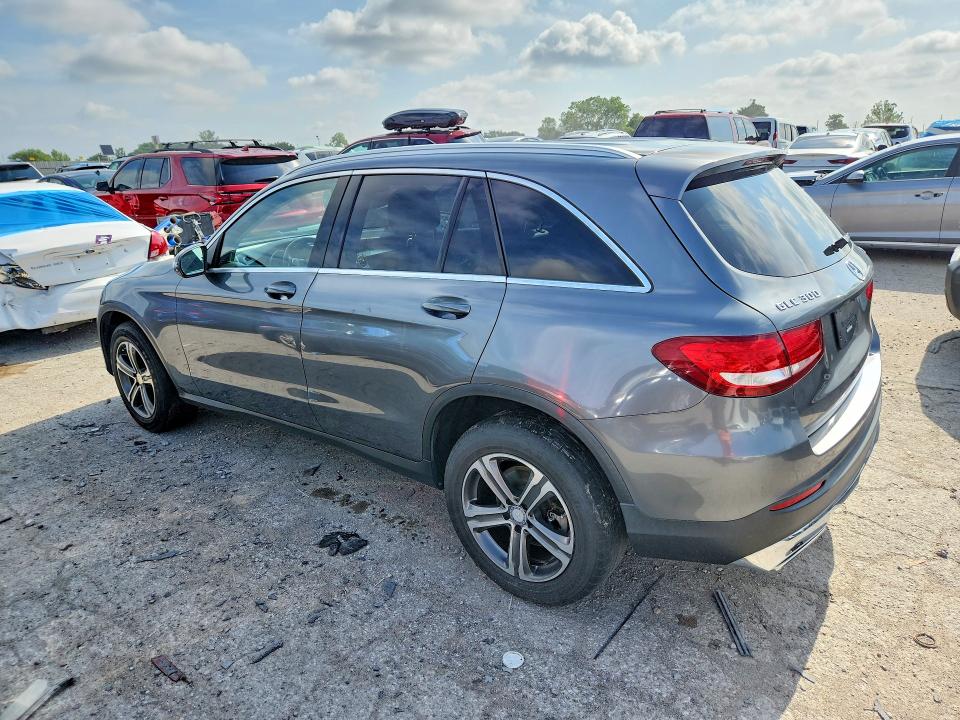 2016 Mercedes-benz Glc VIN WDC0G4KB9GF092602 COPART salvage auction — NORMAL WEAR, MI - CERTIFICATE OF TITLE, sold $925 on 2026-07-21 (photo 2)