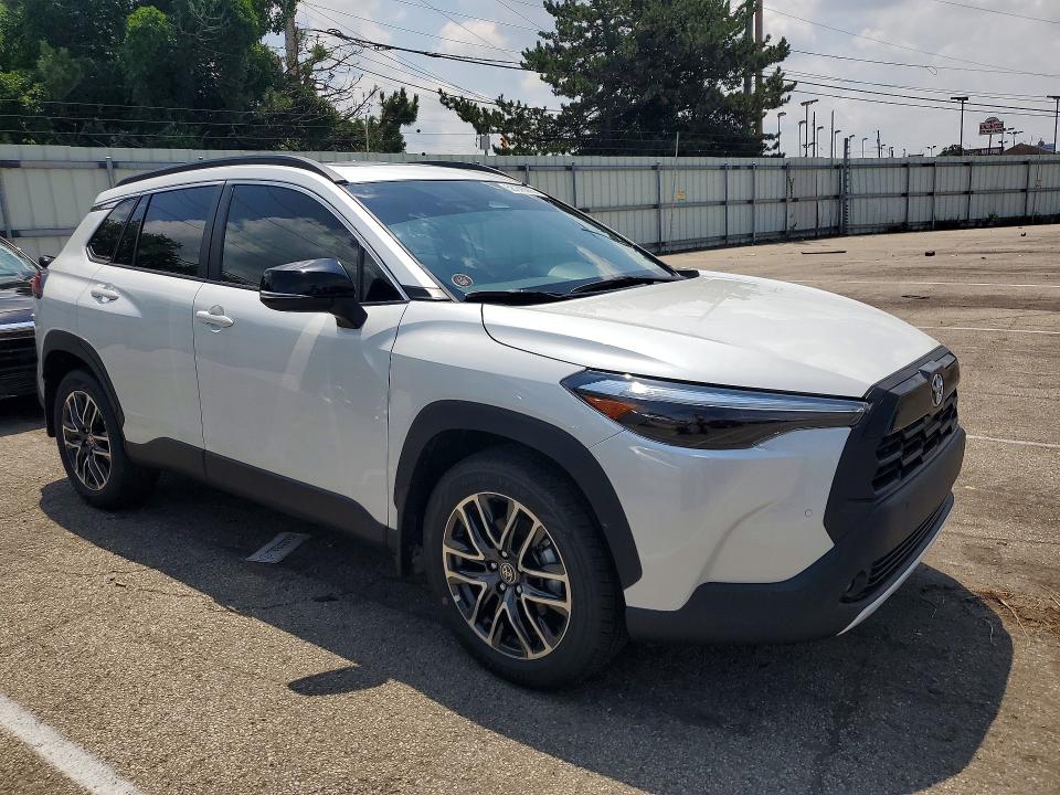 2026 Toyota Corolla cross VIN 7MUDAABGXTV166371 COPART salvage auction — SIDE, Oh - Cert Of Title-Salvage, sold $7,100 on 2026-07-29 (photo 4)