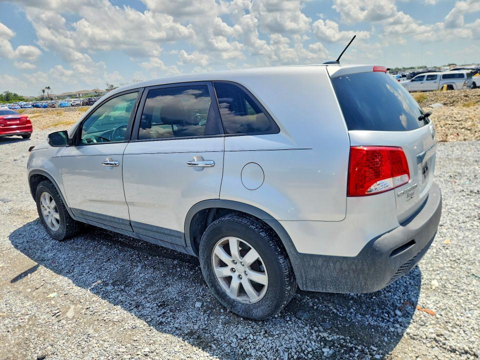 2011 Kia Sorento VIN 5XYKT3A19BG177345 COPART salvage auction — NORMAL WEAR, Mt - Certificate Of Title, sold $925 on 2026-07-28 (photo 2)