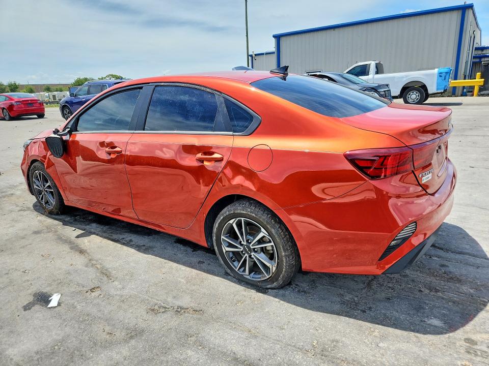 2022 Kia VIN 3KPF24AD2NE465097 COPART salvage auction — ROLLOVER, Salvage Title, sold $2,650 on 2026-07-28 (photo 2)