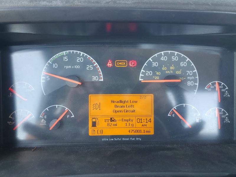 2011 Volvo Vnl VIN 4V4NC9DFXBN535654 COPART salvage auction — MINOR DENT/SCRATCHES, Ca - Certificate Of Title (P), sold $1,600 on 2026-07-07 (photo 8)