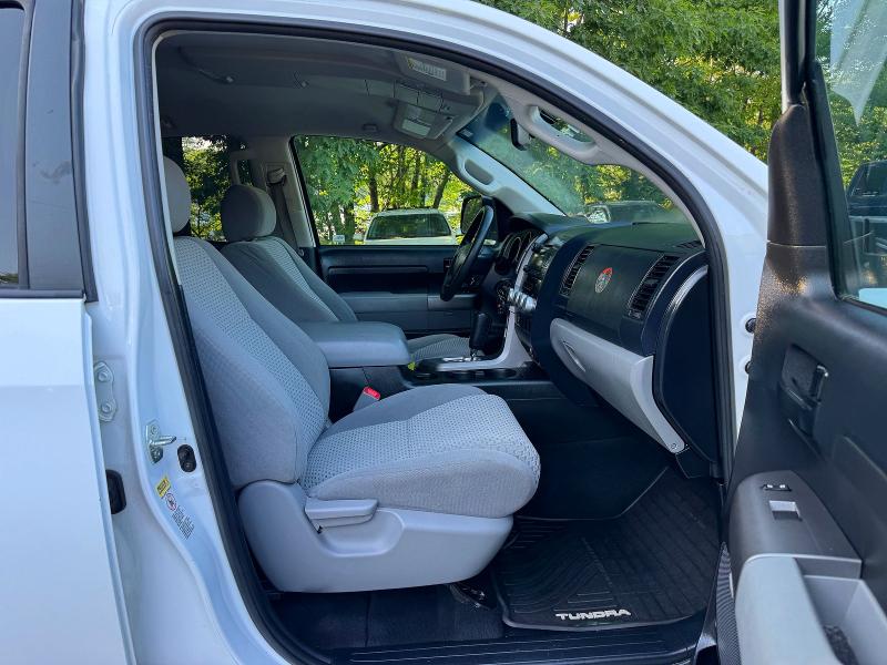 2013 Toyota Tundra VIN 5TFUM5F19DX046796 COPART salvage auction — MINOR DENT/SCRATCHES, Me - Certificate Of Title (P), sold $3,800 on 2026-07-02 (photo 5)