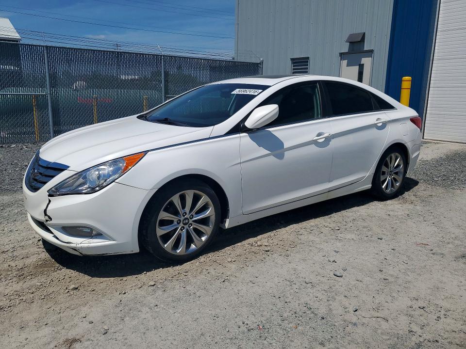 2013 Hyundai VIN 5NPEC4AC0DH633054 COPART salvage auction — MINOR DENT/SCRATCHES, Ns - Cert Of Registration, sold $1,050 on 2026-07-15 (photo 1)