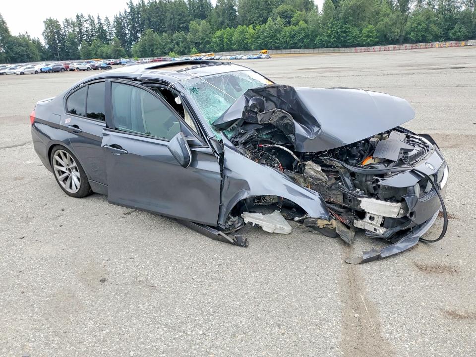 2012 BMW 3er VIN WBA3A5C50CF256569 COPART salvage auction — FRONT END, Wa - Bill Of Sale, sold $275 on 2026-07-20 (photo 4)