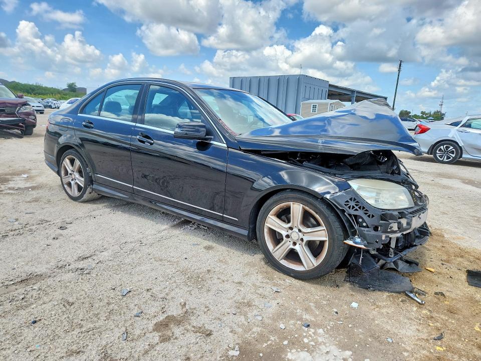 2010 Mercedes-benz C-klasse VIN WDDGF8BB2AR105782 COPART salvage auction — FRONT END, Fl - Cert Of Title Slvg Rebuildable, sold $425 on 2026-08-18 (photo 4)