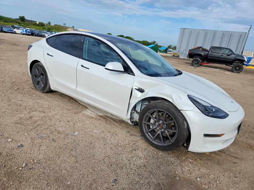 2022 Tesla Model 3 VIN 5YJ3E1EB0NF110781 COPART salvage auction — FRONT END, Fl - Cert Of Title Slvg Rebuildable, sold $9,000 on 2026-07-09 (photo 4)