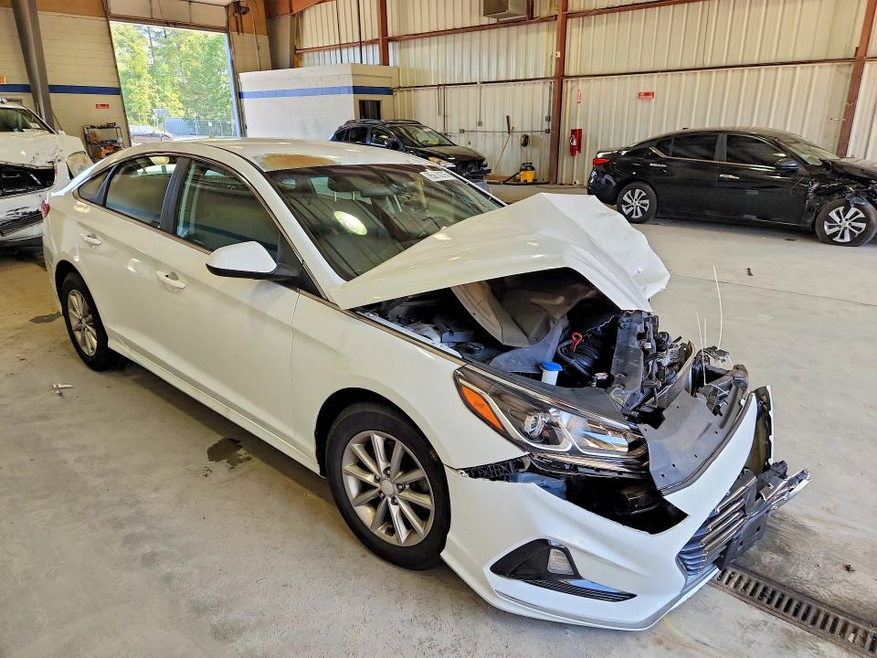 2018 Hyundai Sonata VIN 5NPE24AF0JH728402 COPART salvage auction — FRONT END, Va - Certificate Of Title, sold $425 on 2026-07-10 (photo 4)
