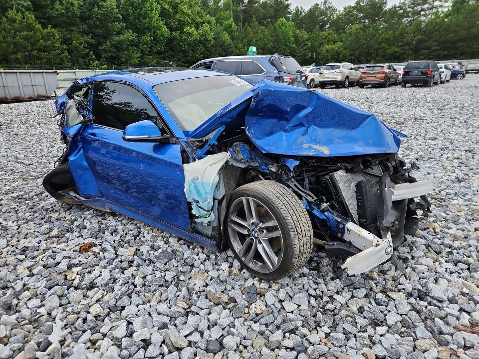 2017 BMW VIN WBA2F9C38HV984012 COPART salvage auction — ALL OVER, Ga - Bill Of Sale - Parts Only, sold $325 on 2026-07-16 (photo 4)