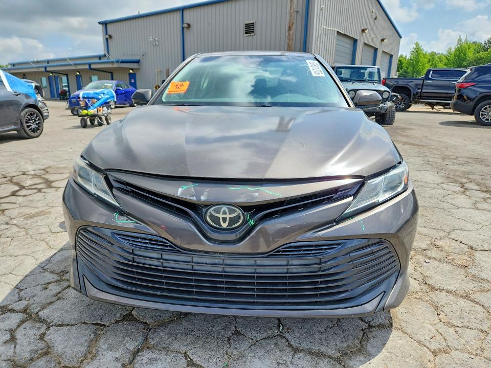 2018 Toyota Camry VIN JTNB11HK6J3043884 COPART salvage auction — REAR END, Tn - Salvage Certificate, sold $4,350 on 2026-07-07 (photo 5)