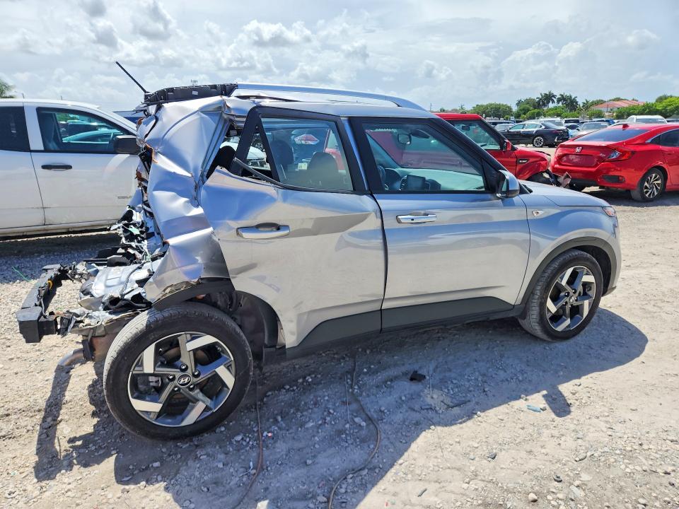 2025 Hyundai Venue VIN KMHRC8A32SU372047 COPART salvage auction — REAR END, FL - CERTIFICATE OF TITLE, sold $2,600 on 2026-07-09 (photo 3)