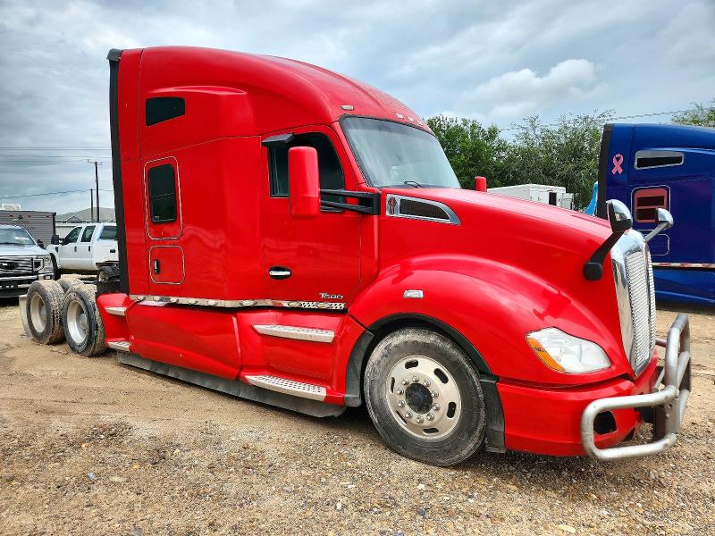 2022 Kenworth T680 VIN 1XKYD49X0NJ482327 — COPART salvage auction photo