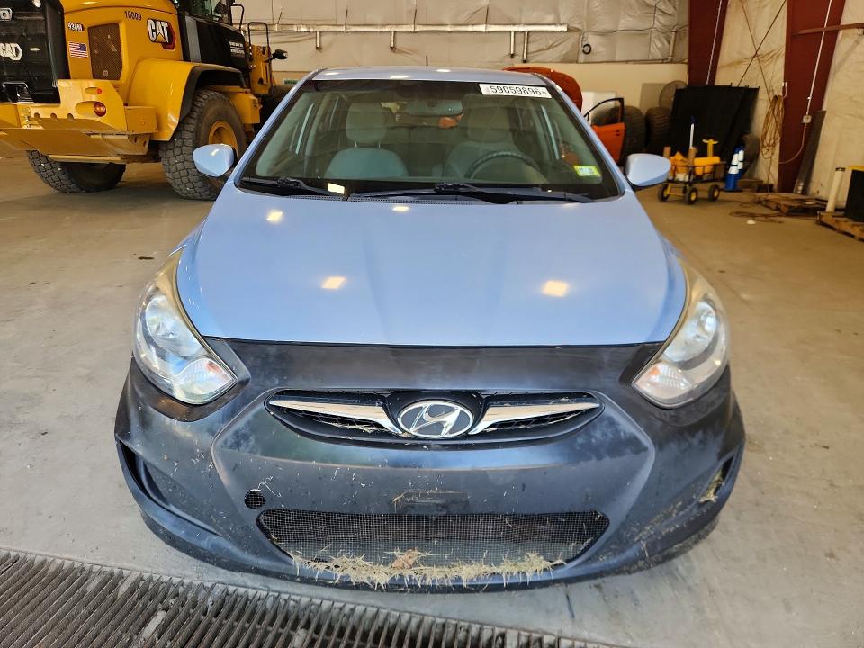 2013 Hyundai Accent VIN KMHCT5AE6DU128622 COPART salvage auction — FRONT END, Vt - Certificate Of Title, sold $275 on 2026-07-13 (photo 5)
