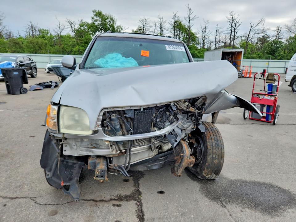2002 Toyota Sequoia VIN 5TDBT48A82S083245 COPART salvage auction — FRONT END, NY - MV-907A SALVAGE CERTIFICATE, sold $375 on 2026-07-20 (photo 5)