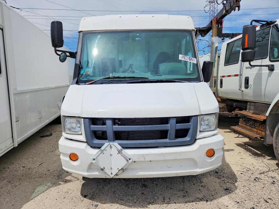 2014 Isuzu Npr VIN JALB4T171E7W00050 COPART salvage auction — REAR END, IL - CERTIFICATE OF TITLE, sold $150 on 2026-07-23 (photo 5)