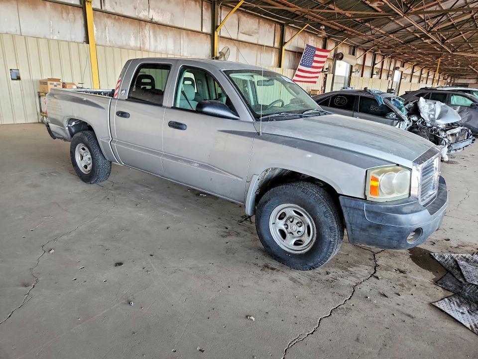 2006 Dodge Dakota VIN 1D7HE28N56S643673 COPART salvage auction — REAR END, AZ - CERT OF TITLE - SALVAGE, sold $425 on 2026-07-29 (photo 4)