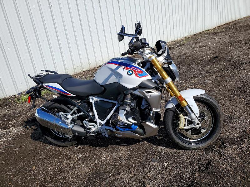 2020 BMW VIN WB10J7300LZG69788 COPART salvage auction — SIDE, Mi - Certificate Of Title, sold $900 on 2026-07-23 (photo 1)
