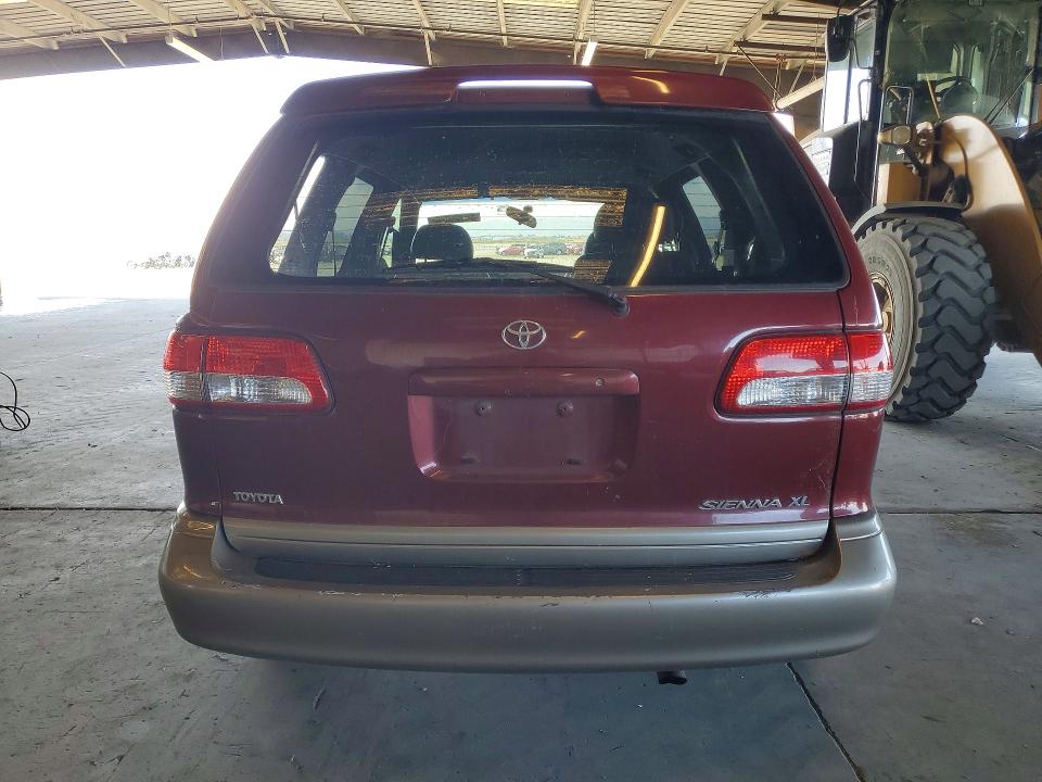 2002 Toyota Sienna VIN 4T3ZF13C52U455040 COPART salvage auction — SIDE, Ca - Dis/Dlr/Exp Only Clean Title, sold $300 on 2026-07-02 (photo 6)