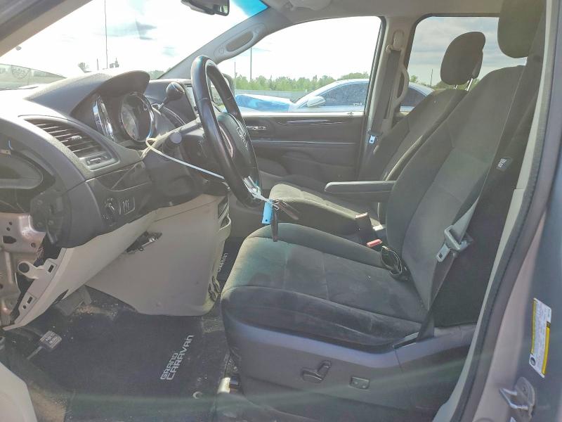 2013 Dodge Caravan VIN 2C4RDGBG3DR672709 COPART salvage auction — MINOR DENT/SCRATCHES, On - Permit No Brand - Unfit, sold $275 on 2026-07-03 (photo 7)