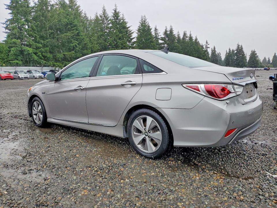 2011 Hyundai Sonata VIN KMHEC4A47BA015528 COPART salvage auction — REAR END, Wa - Vehicle Cert Of Ownership-Titl, sold $175 on 2026-07-31 (photo 2)