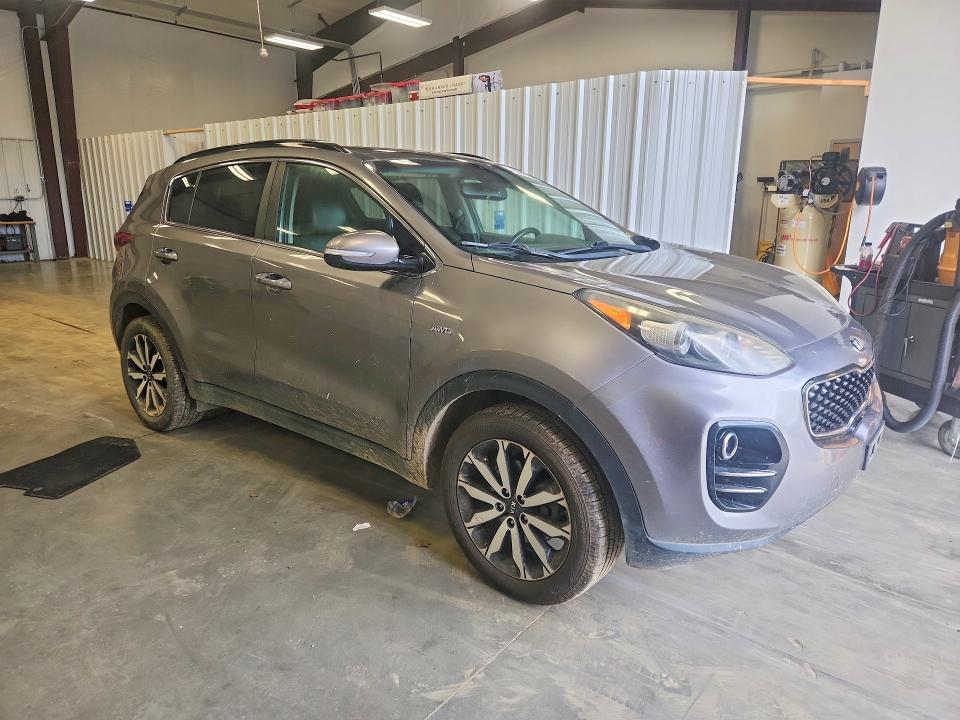 2018 Kia Sportage VIN KNDPNCAC7J7422740 COPART salvage auction — FRONT END, WV - CERTIFICATE OF TITLE, sold $3,500 on 2026-08-02 (photo 4)