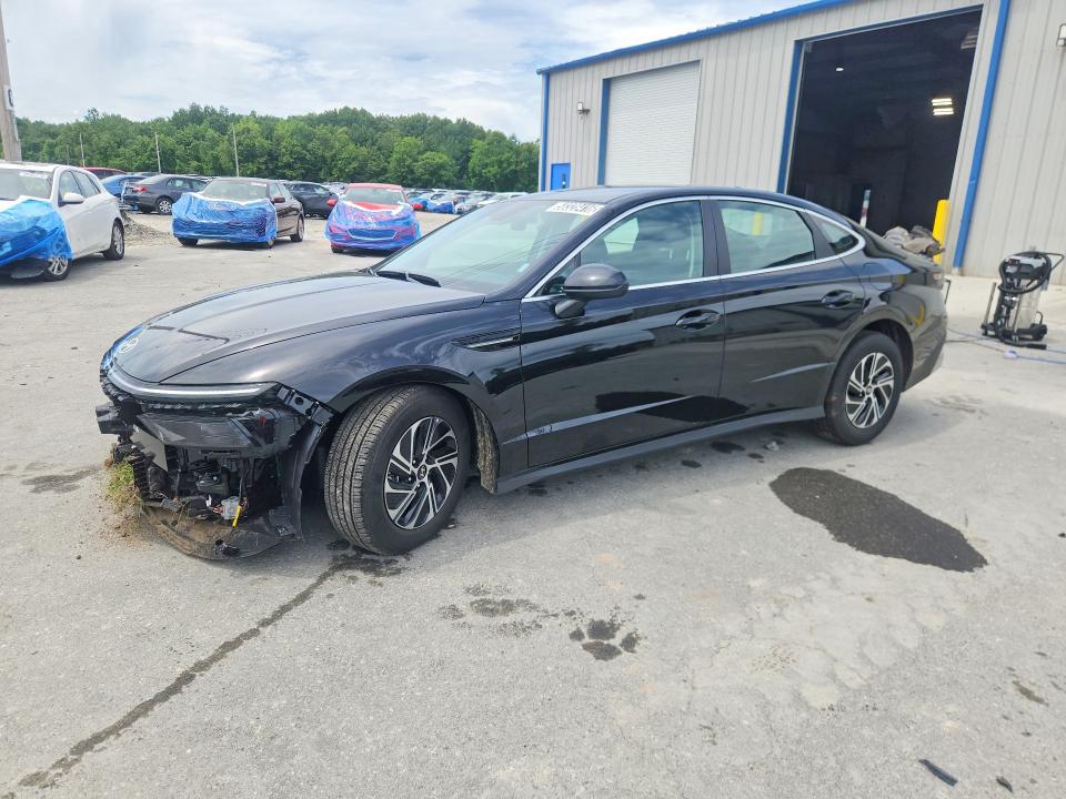 2026 Hyundai Sonata hybrid VIN KMHL24JJ5TA169849 COPART salvage auction — FRONT END, Fl - Cert Of Title Slvg Rebuildable, sold $8,500 on 2026-07-20 (photo 1)