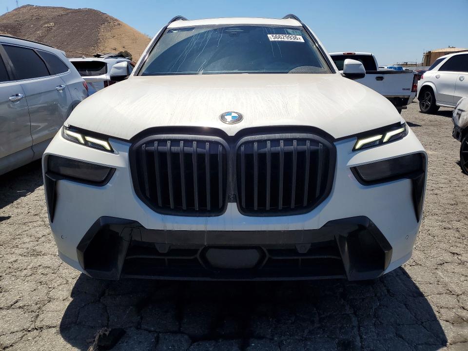 2023 BMW X7 VIN 5UX23EM05P9P84249 COPART salvage auction — MINOR DENT/SCRATCHES, CA - CERTIFICATE OF TITLE (P), sold $41,250 on 2026-07-30 (photo 5)