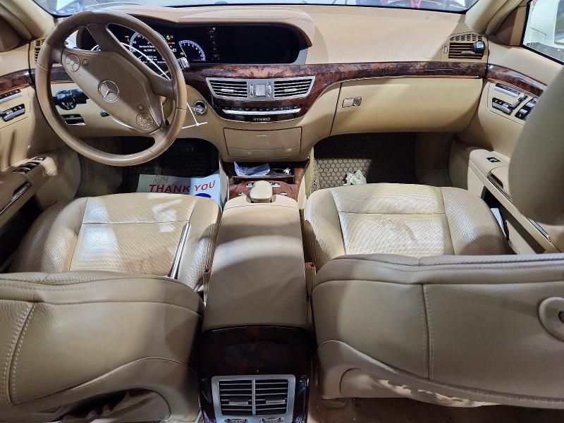 2010 Mercedes-benz S class VIN WDDNG9FB3AA302155 COPART salvage auction — HAIL, Mo - Certificate Of Title, sold $750 on 2026-07-08 (photo 8)