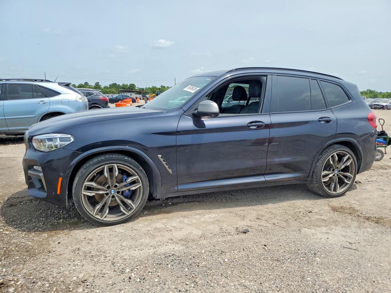 2018 BMW X3 VIN 5UXTS3C57J0Y97043 — COPART salvage auction photo