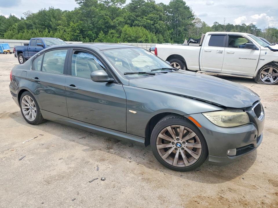 2011 BMW 3er VIN WBAPH7C58BE680465 COPART salvage auction — FRONT END, Sc - Cert Of Title-Salvage, sold $300 on 2026-07-20 (photo 4)