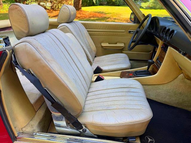 1982 Mercedes-benz 380 VIN WDBBA45A6CB013194 COPART salvage auction — NORMAL WEAR, MA - CERTIFICATE OF TITLE (P), sold $3,100 on 2026-07-02 (photo 5)