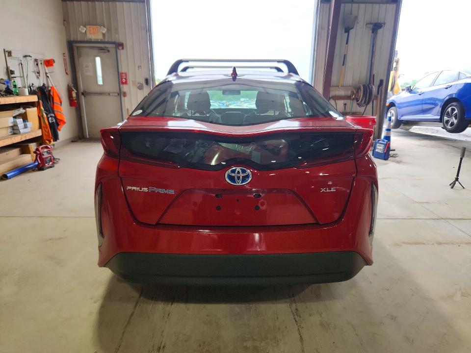 2020 Toyota Prius VIN JTDKARFP0L3138591 COPART salvage auction — FRONT END, PA - CERTIFICATE OF SALVAGE, sold $8,200 on 2026-07-10 (photo 6)