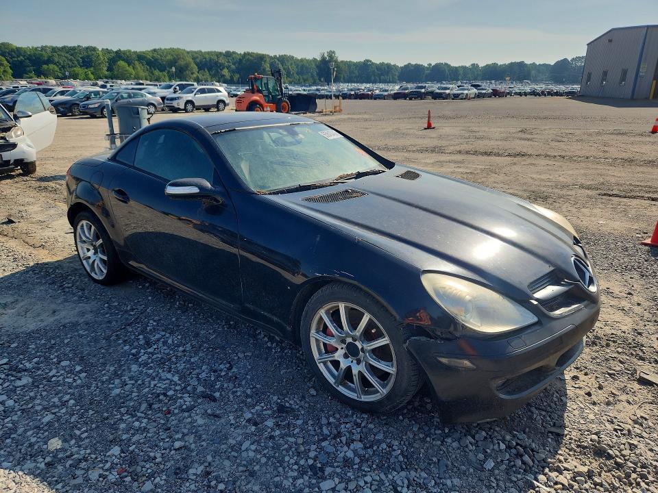 2006 Mercedes-benz Slk-class VIN WDBWK56F36F114026 COPART salvage auction — MECHANICAL, Ar - Cert Of Title-Salvage, sold $450 on 2026-07-08 (photo 4)