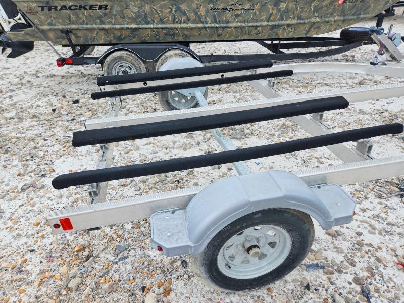 2021 Magic tilt Unknown VIN 1M5BA151XM1E12022 COPART salvage auction — NORMAL WEAR, Ms - Slvg Cert Of Ttl Recvrd Theft, sold $200 on 2026-07-17 (photo 6)