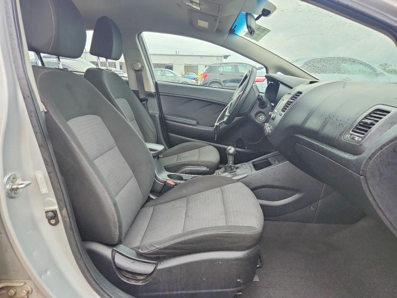 2016 Kia Forte VIN KNAFX4A67G5574427 COPART salvage auction — SIDE, Il - Salvage Certificate, sold $700 on 2026-07-29 (photo 7)