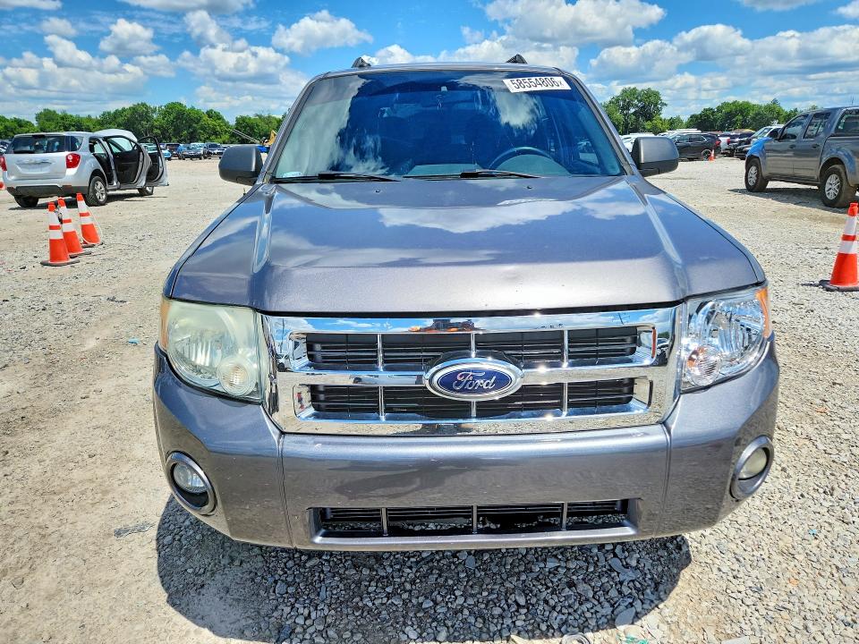 2011 Ford Escape VIN 1FMCU0D73BKA04930 COPART salvage auction — NORMAL WEAR, Oh - Certificate Of Title, sold $775 on 2026-07-09 (photo 5)