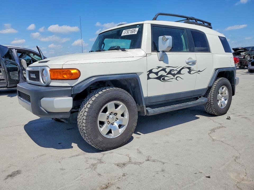 2010 Toyota Fj cruiser VIN JTEBU4BF8AK090148 COPART salvage auction — MINOR DENT/SCRATCHES, Tn - Cert Of Title-Rebuilt Vehicle (P), sold $9,400 on 2026-07-11 (photo 1)
