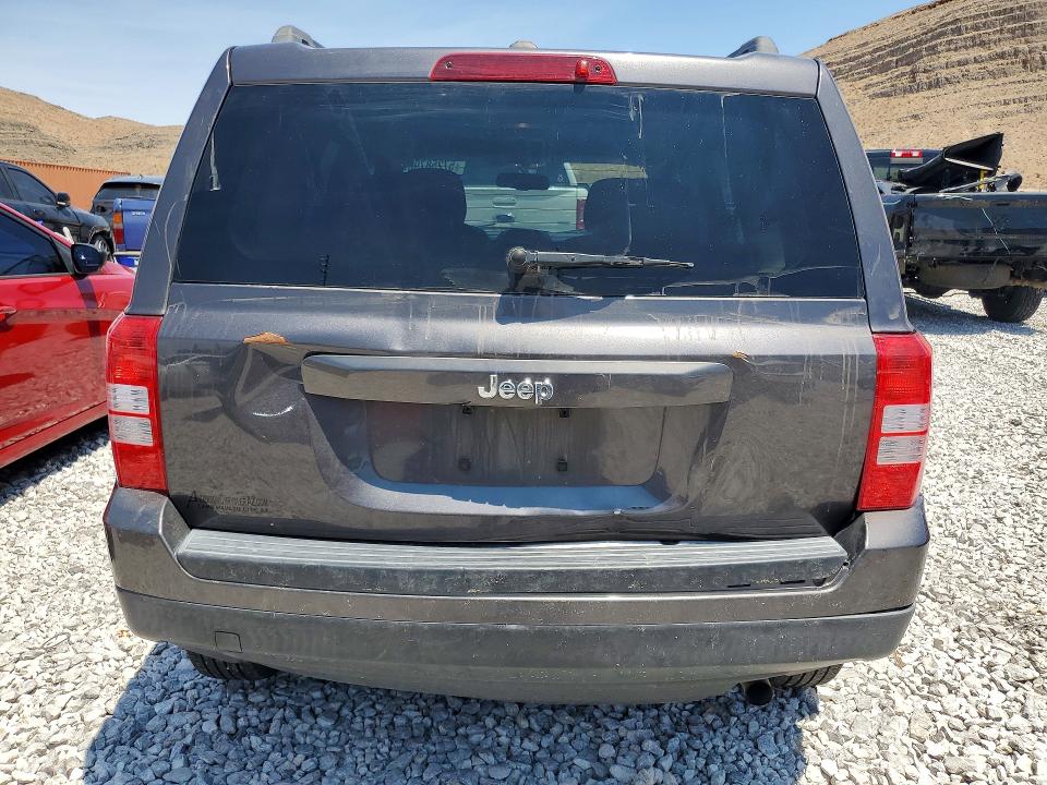 2016 Jeep Liberty (patriot) VIN 1C4NJPBA5GD622114 COPART salvage auction — REAR END, Az - Cert Of Title - Salvage, sold $1,650 on 2026-07-08 (photo 6)