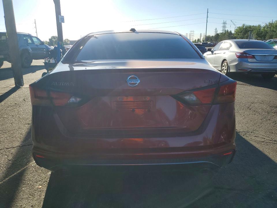 2019 Nissan VIN 1N4BL4CV2KC101448 COPART salvage auction — HAIL, Co - Dis/Dlr/Exp Only Clean Title, sold $1,950 on 2026-07-02 (photo 6)