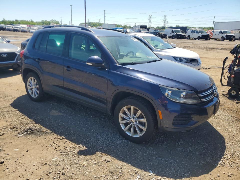 2015 Volkswagen VIN WVGBV7AX8FW542415 COPART salvage auction — MINOR DENT/SCRATCHES, Oh - Dealer Only Clean Title, sold $500 on 2026-07-10 (photo 4)