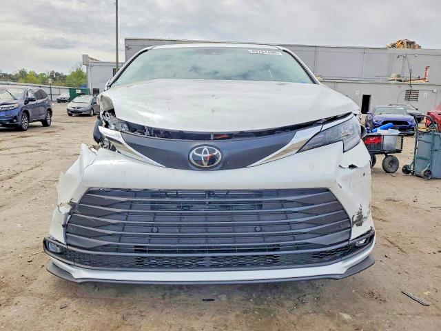 2026 Toyota Sienna VIN 5TDYSKFC2TS251775 COPART salvage auction — FRONT END, Va - Cert Of Title - Salvage, sold $17,500 on 2026-07-29 (photo 5)
