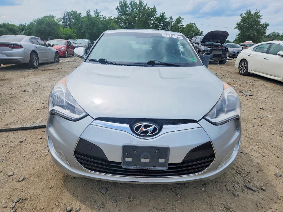 2016 Hyundai VIN KMHTC6AD7GU291605 COPART salvage auction — SIDE, Md - Cert Of Salvage > 75% Damage, sold $625 on 2026-07-02 (photo 5)
