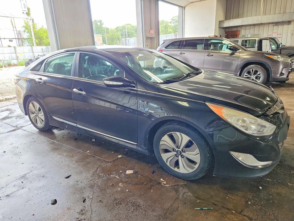 2013 Hyundai Sonata VIN KMHEC4A48DA081170 COPART salvage auction — FRONT END, Wi - Junked Vehicle Bill Of Sale, sold $400 on 2026-07-13 (photo 4)