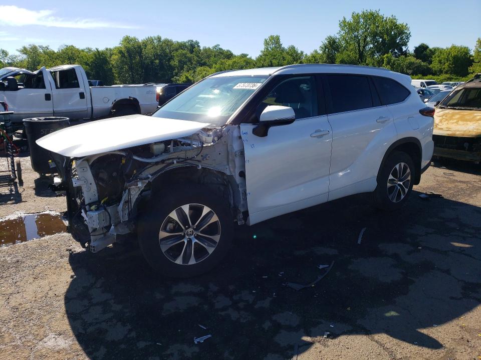 2024 Toyota Highlander VIN 5TDKDRBH0RS564536 COPART salvage auction — FRONT END, Ct - Cert Of Title-Salvage, sold $3,200 on 2026-07-24 (photo 1)