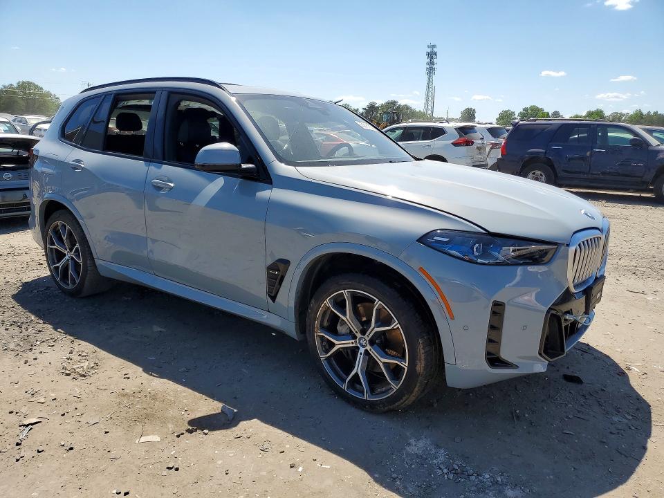 2024 BMW VIN 5UX43EU00R9U05394 COPART salvage auction — FRONT END, VA - CERT OF TITLE - SALVAGE, sold $32,250 on 2026-07-15 (photo 4)