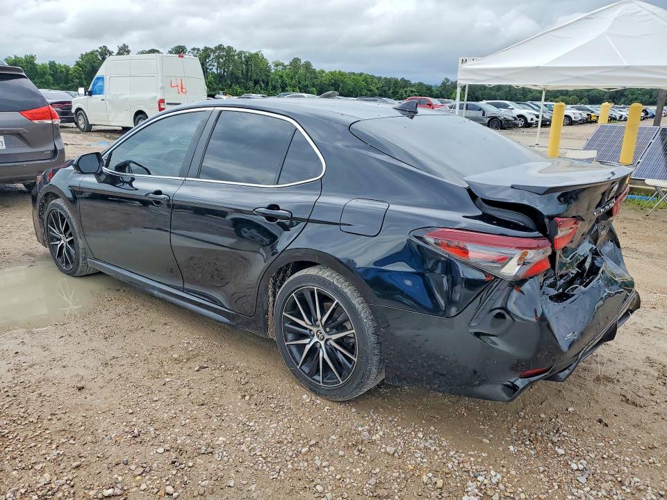 2022 Toyota VIN 4T1G11AK5NU710816 COPART salvage auction — REAR END, Tx - Salvage Vehicle Title, sold $8,700 on 2026-07-02 (photo 2)
